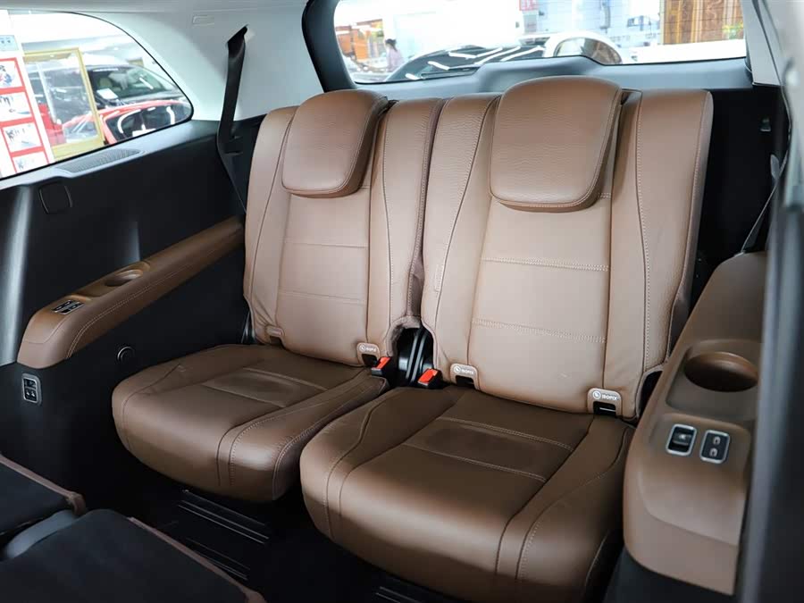 Mercedes-Benz GLS Class 2023 car image #12