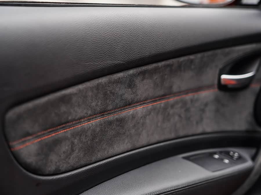 BMW 1 Series M 2012 immagine di auto #12