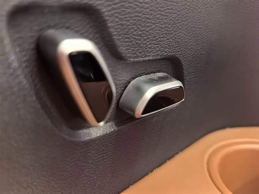 HongQi HQ9 PHEV 2024 imagem de carro #12