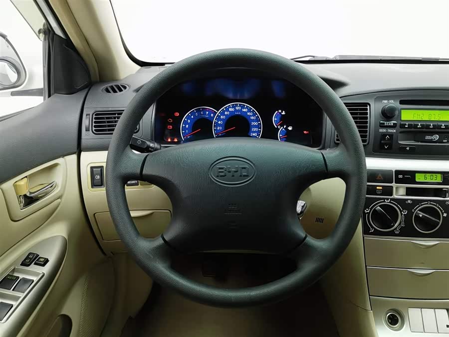 BYD F3R 2013 #12 BYD F3R 2013 car image #12