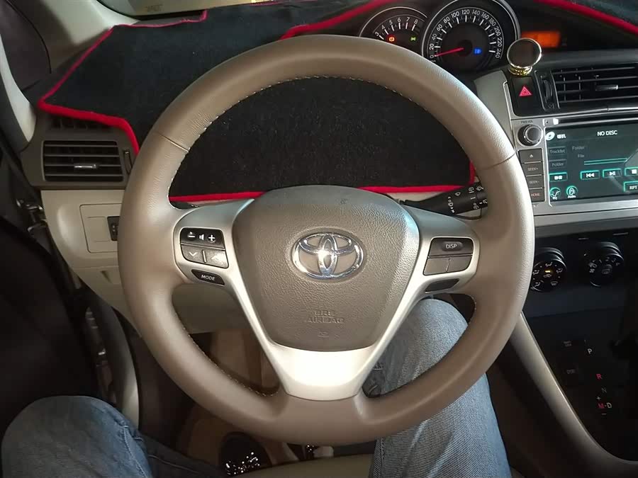 Toyota Reiz 2015 immagine di auto #12