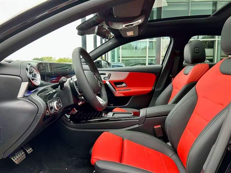 Mercedes-Benz A AMG 2025 #12 Mercedes-Benz A AMG 2025 صورة سيارة #12