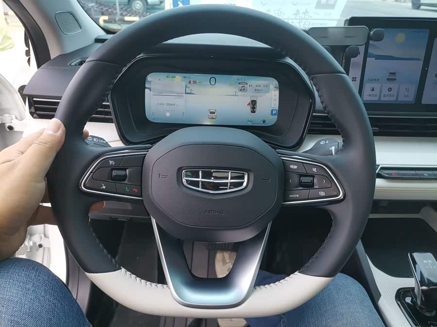 GEELY Emgrand L HiP 2023 #12 GEELY Emgrand L HiP 2023 car image #12