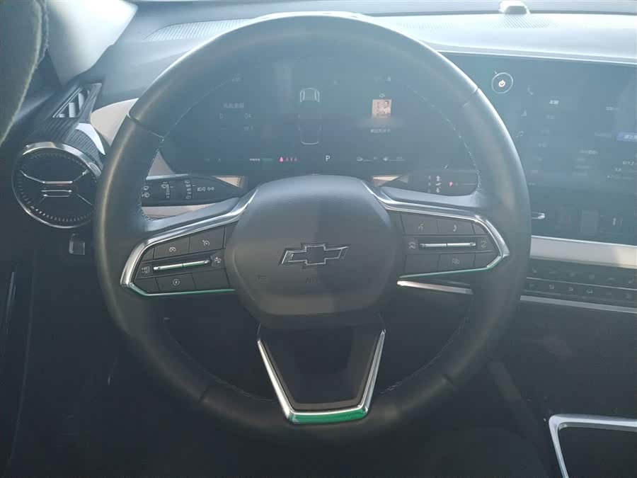 Chevrolet Equinox Plus 2024 #12 Chevrolet Equinox Plus 2024 car image #12