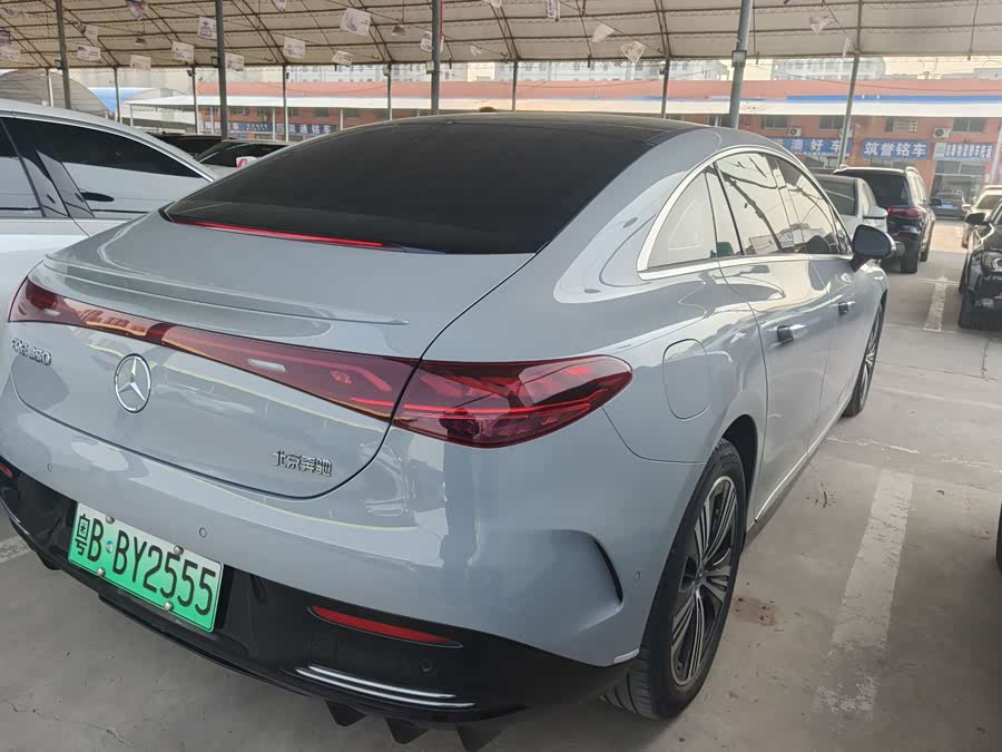 Mercedes-Benz EQE Class 2023 immagine di auto #12