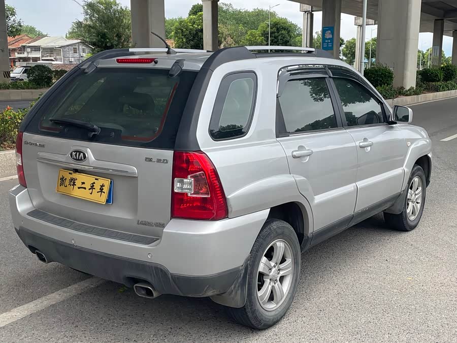 起亚 狮跑 2012 汽车图片 #12