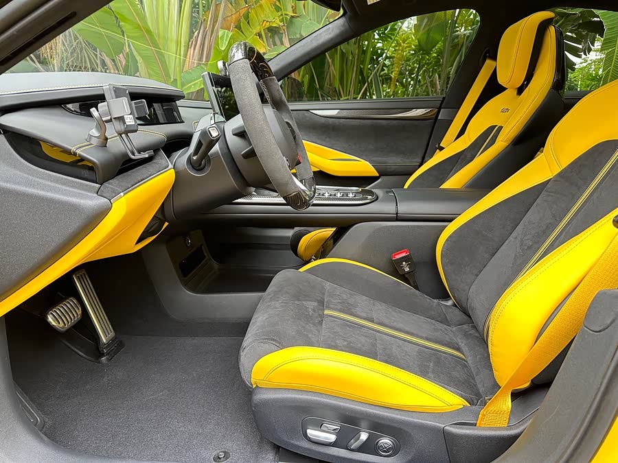 小米汽车 小米SU7 Ultra 2025 汽车图片 #12