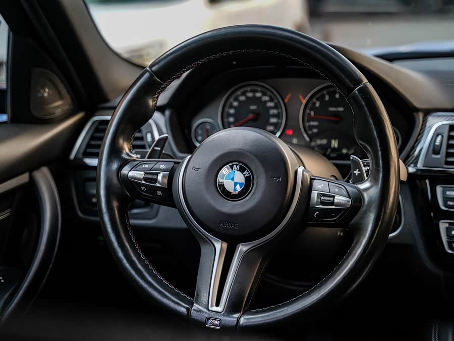 BMW M3 2018 car image #12