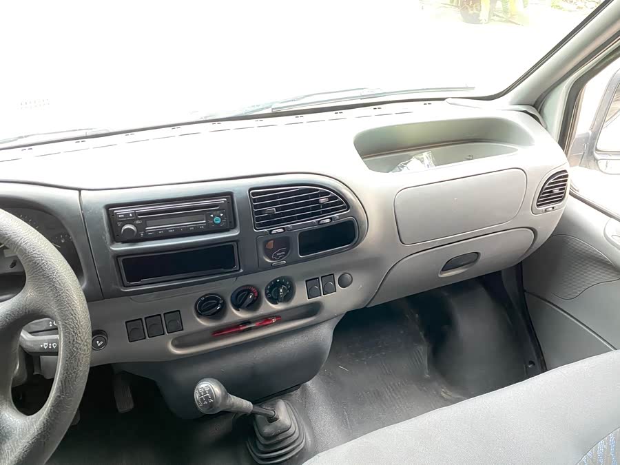 Ford Transit Classic 2016 #12 Ford Transit Classic 2016 car image #12