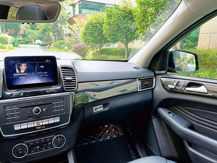 Mercedes-Benz GLE Coupe AMG 2020 image de voiture #12