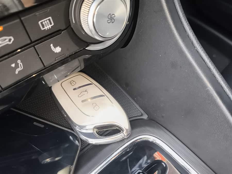 MG EZS Electric 2021 car image #12