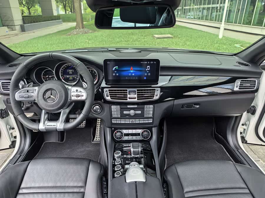 Mercedes-Benz CLS AMG 2017 car image #12