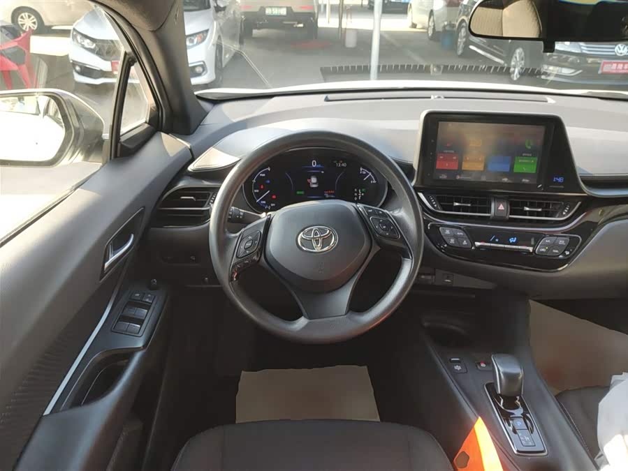 Toyota C-HR EV 2021 immagine di auto #12