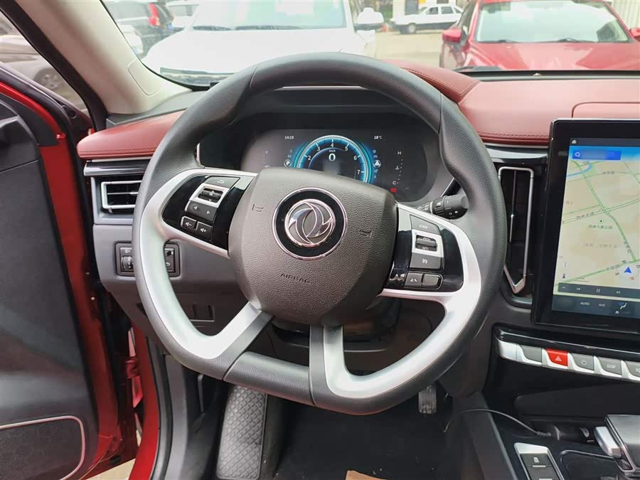 Forthing T5 2019 #12 Forthing T5 2019 imagem de carro #12