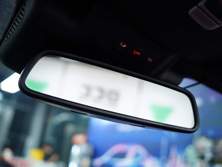 Mercedes-Benz SL Class 2017 car image #12