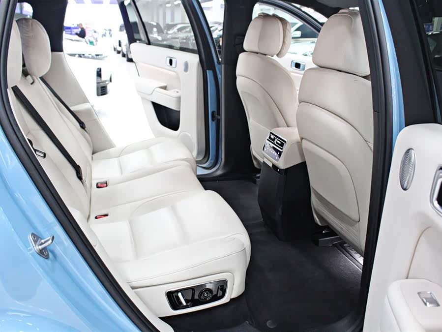 理想汽车 理想L7 2025 汽车图片 #12