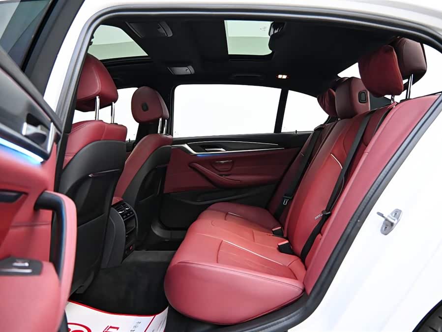 BMW 5 Series New Energy 2022 car image #12