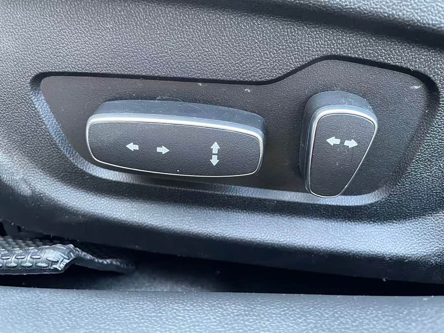 Changan Lamore 2023 car image #12