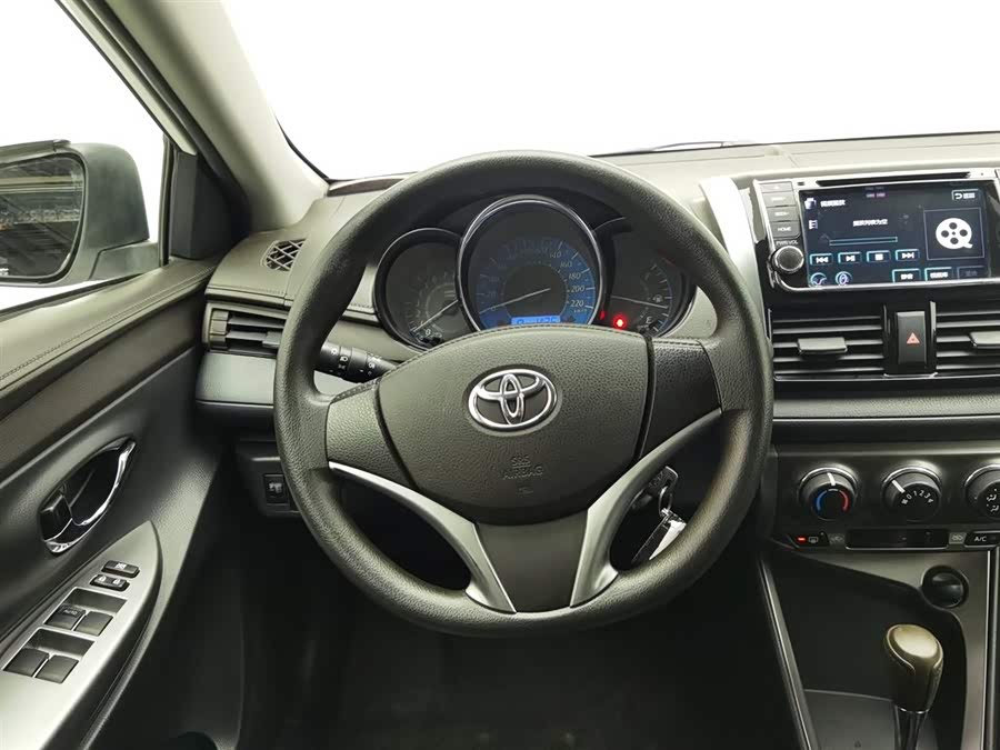 丰田 YARiS L 致炫 2015 汽车图片 #12