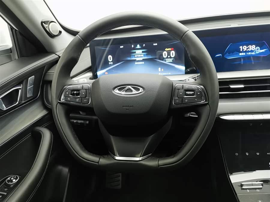 Chery Tiggo 8 Plus 2022 image de voiture #12