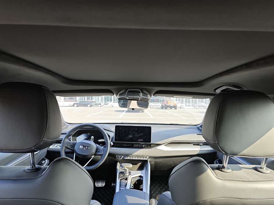 GEELY Preface 2025 изображение автомобиля #12