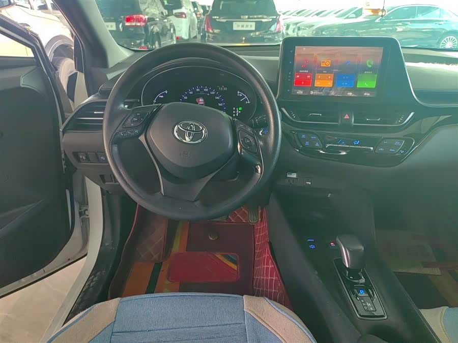 Toyota C-HR EV 2021 immagine di auto #12