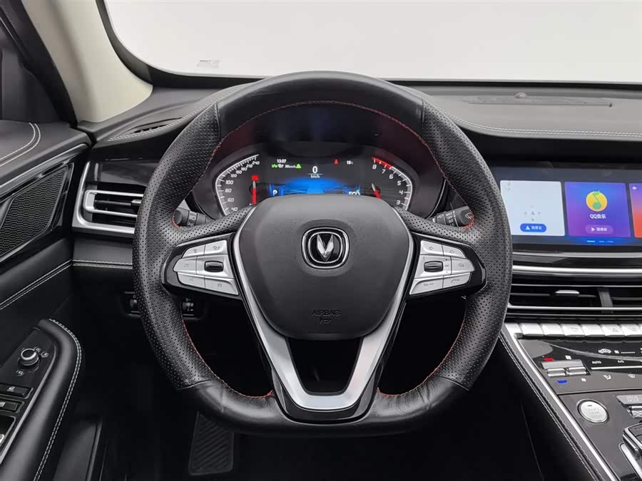 Changan CS85 Coupe 2019 #12 Changan CS85 Coupe 2019 car image #12