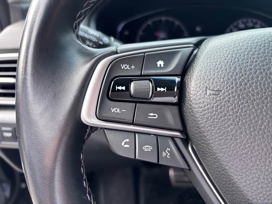 Honda Accord 2023 car image #12
