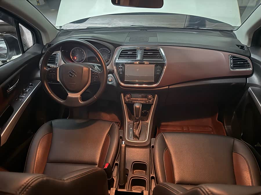 铃木 骁途 2017 汽车图片 #12