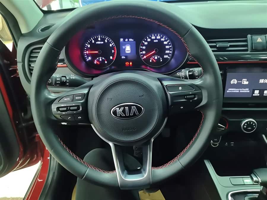 Kia Rio Cross 2018 صورة سيارة #12
