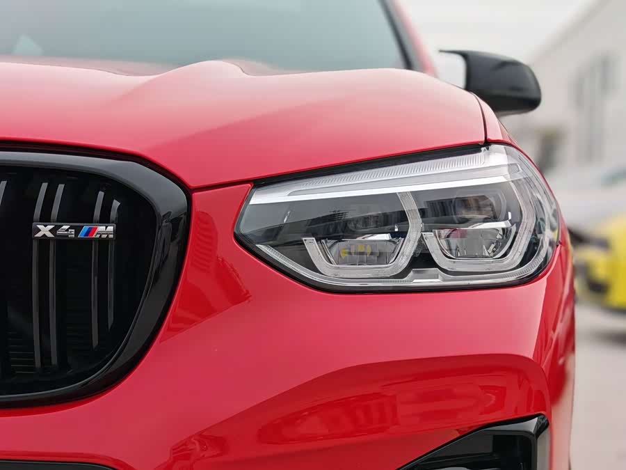BMW X4 M 2021 immagine di auto #12
