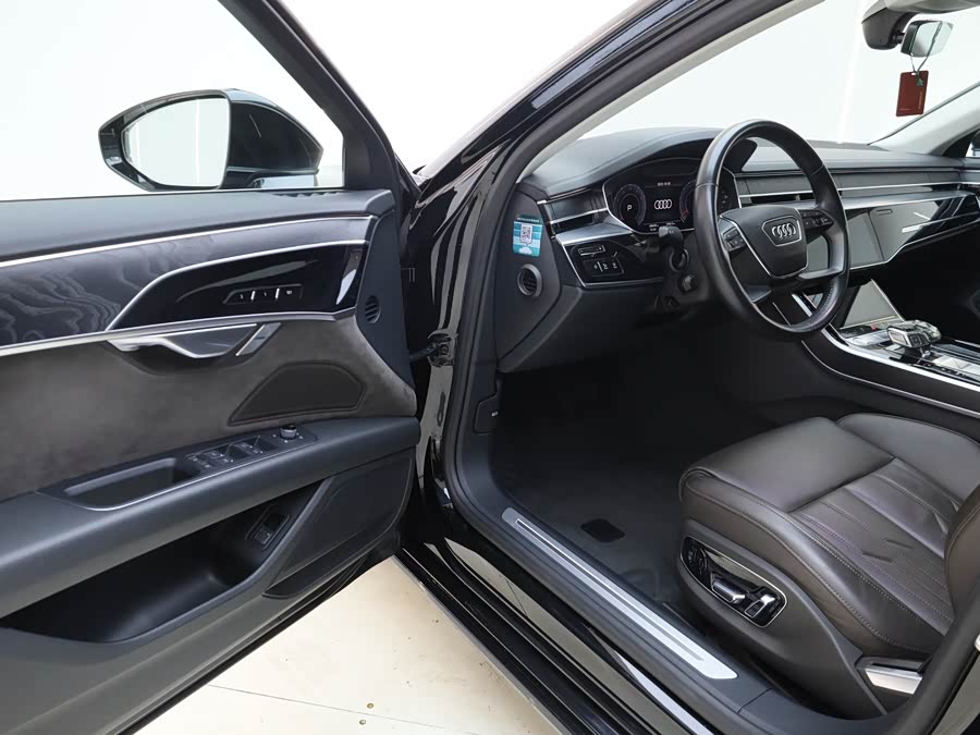 Audi A8 2019 image de voiture #12
