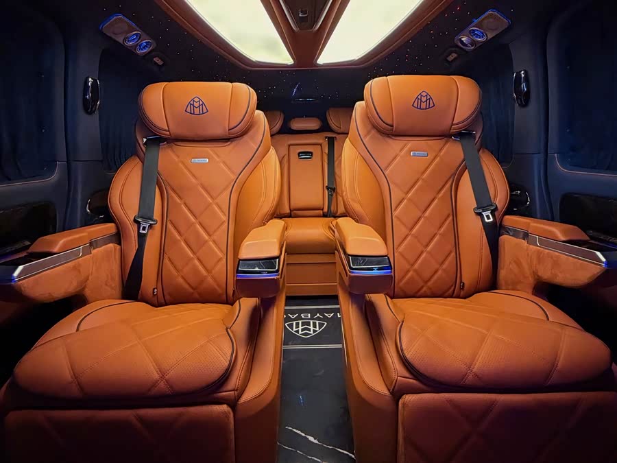 Mercedes-Benz Vito 2024 car image #12