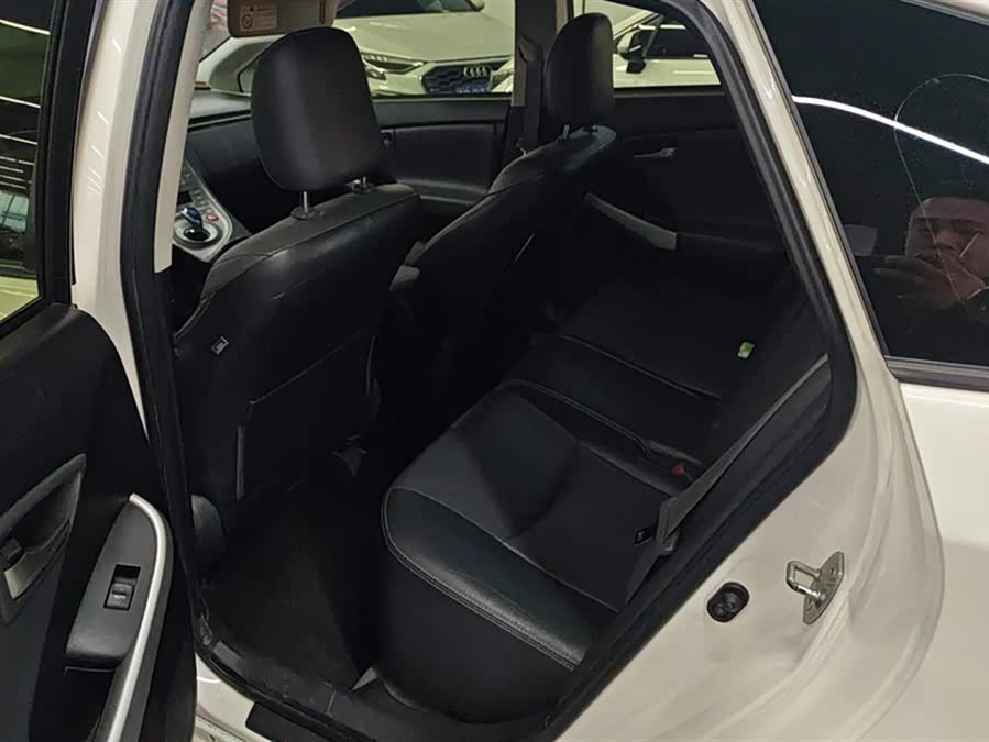 Toyota Prius 2012 car image #12