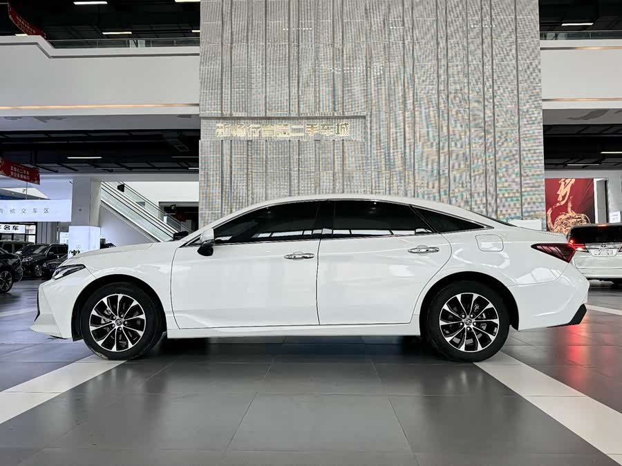 丰田 亚洲龙 2022 汽车图片 #12