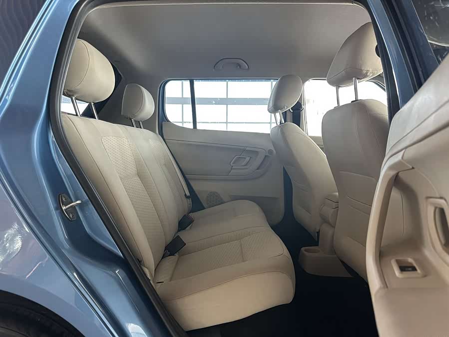 Skoda Fabia 2013 immagine di auto #12