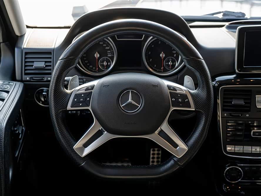 Mercedes-Benz G Class 2016 صورة سيارة #12