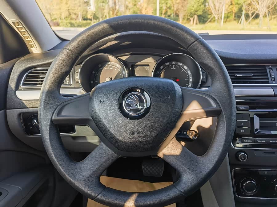 斯柯达 速派 2014 汽车图片 #12