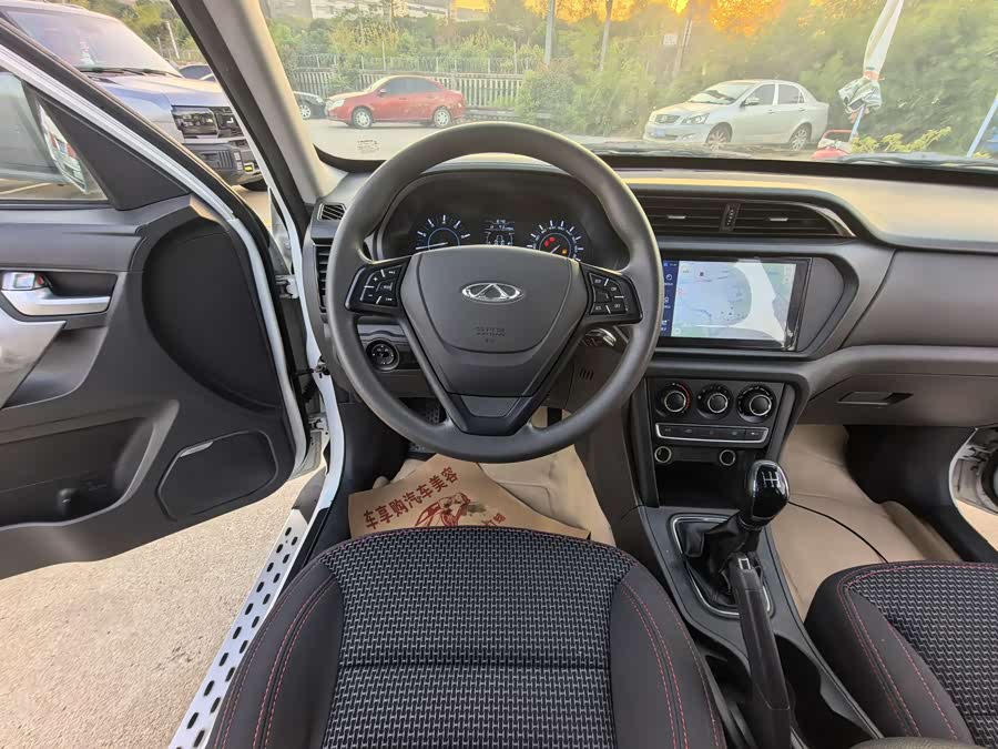 奇瑞 瑞虎3 2017 汽车图片 #12