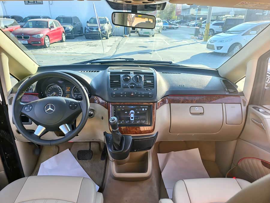 奔驰 唯雅诺 2013 汽车图片 #12