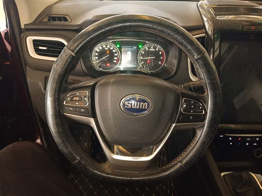 SWM X7 2016 imagen de coche #12