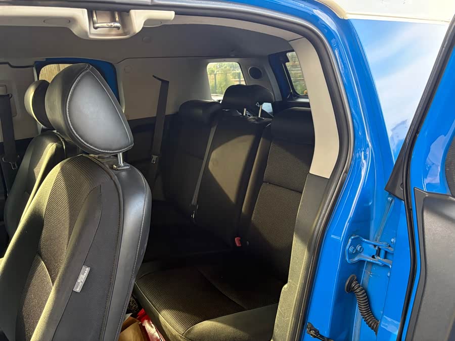 Toyota FJ Cruiser 2008 immagine di auto #12