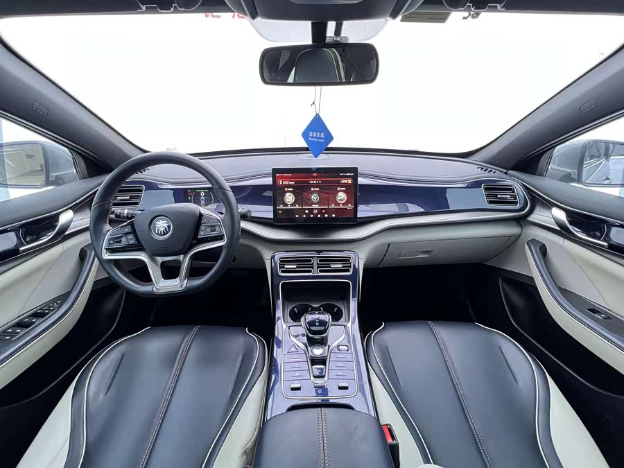 BYD Qin Plus 2022 #12 BYD Qin Plus 2022 car image #12