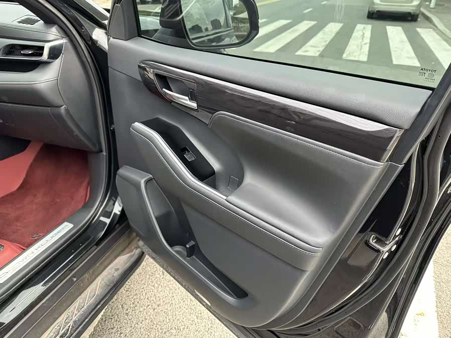 Toyota Crown Kluger 2021 car image #12