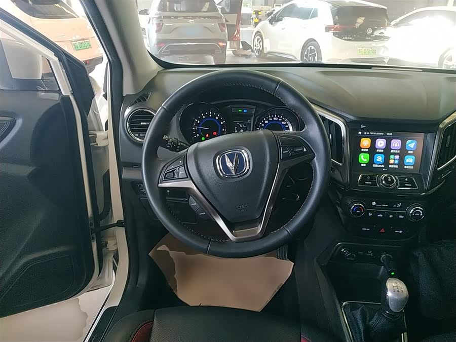 长安 长安CS15 2019 汽车图片 #12