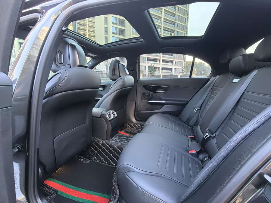 Mercedes-Benz C Class 2023 image de voiture #12