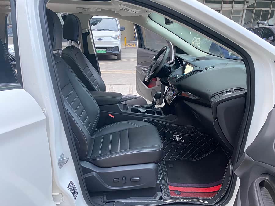 Ford Kuga 2017 #12 Ford Kuga 2017 car image #12