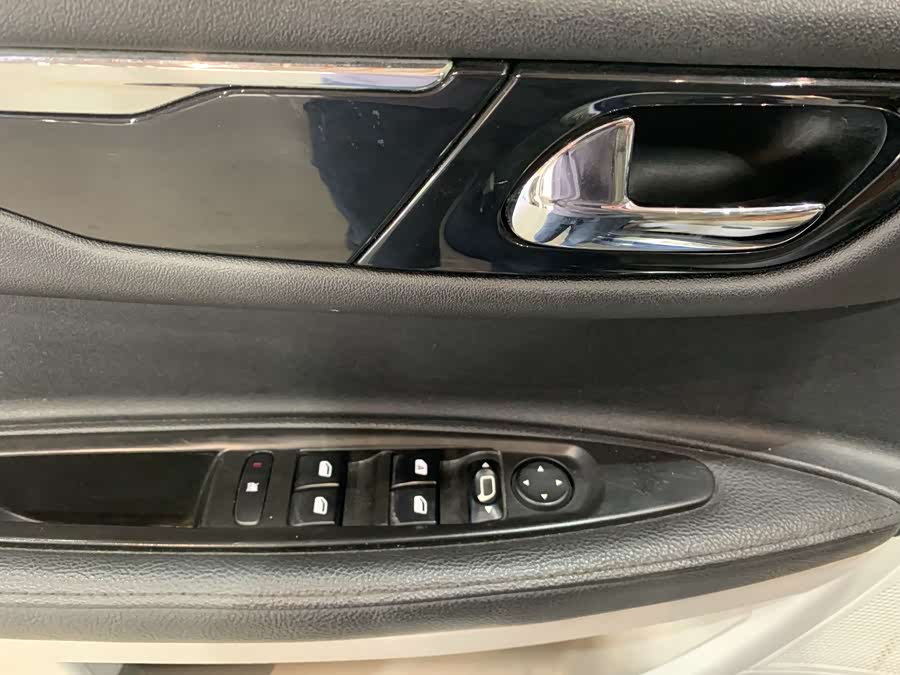 Citroen C-Quatre 2013 car image #12