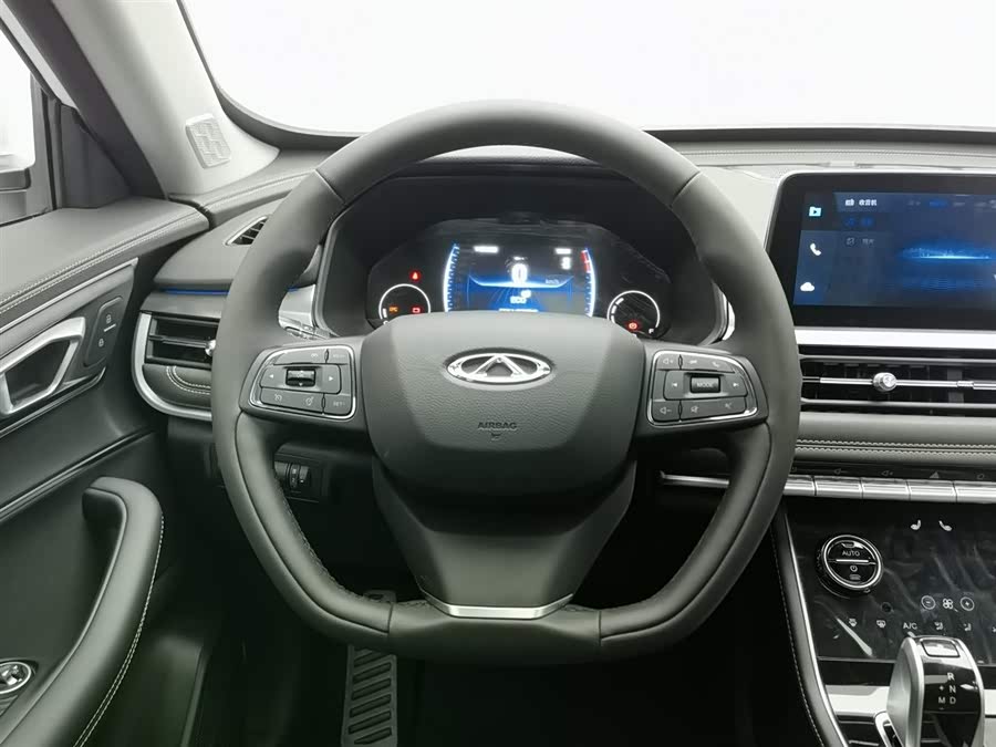 Chery Tiggo 8 2025 صورة سيارة #12