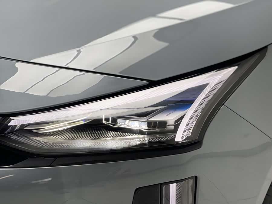 GEELY 2025 car image #12
